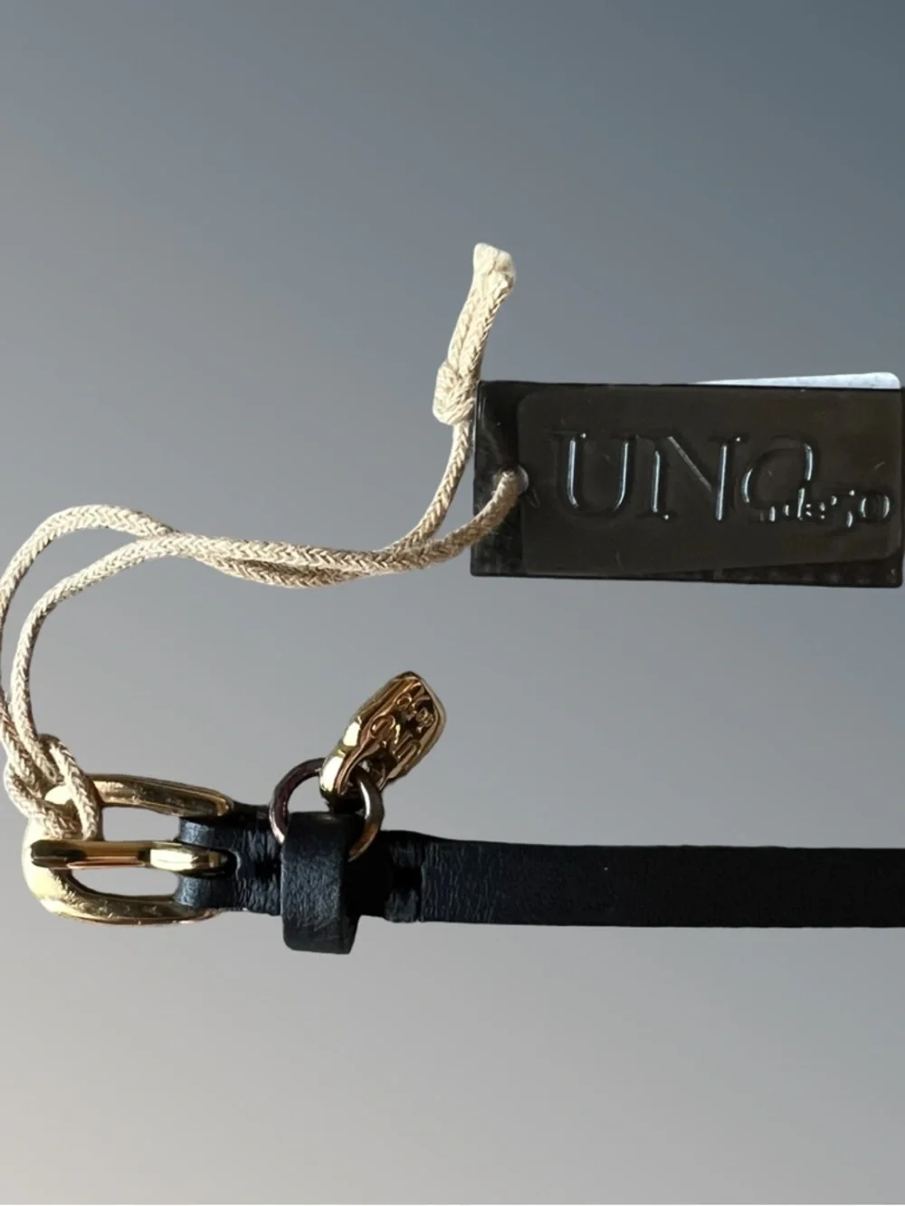 UNOde50 Black Leather Double-Wrap Bracelet with Gold Tone Duck Head & Hardware - Picture 6 of 8